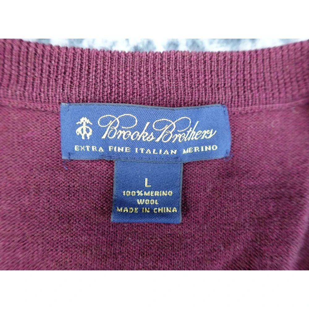 Brooks Brothers Sweater Vest Mens Large Burgundy Merino Wool Chevron V-Neck